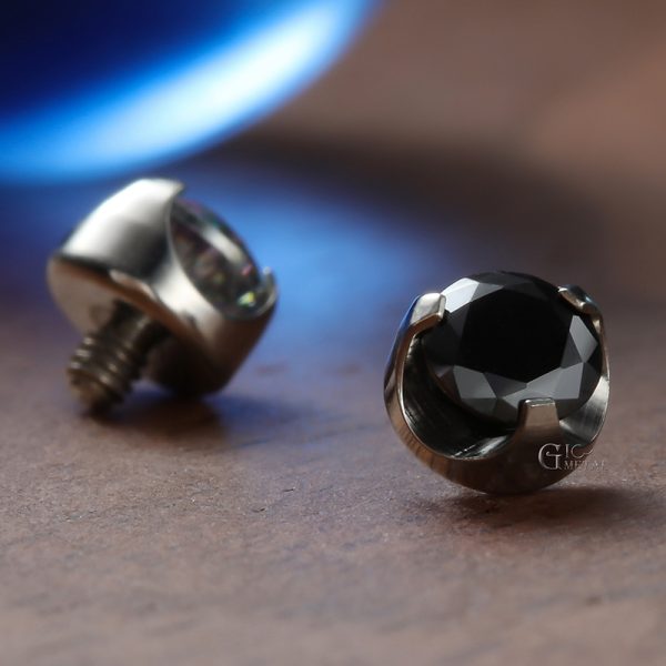 Titanium Prong Set Faceted Gem Internally Threaded End - Image 3