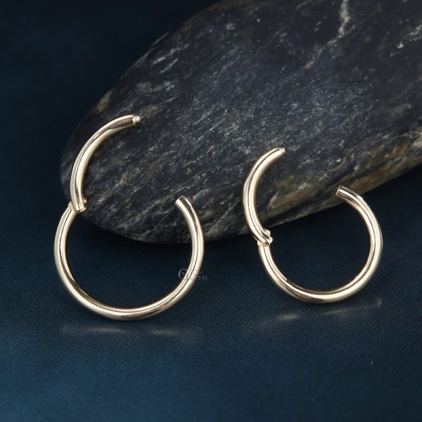 Yellow Gold Plain Clicker - Image 3